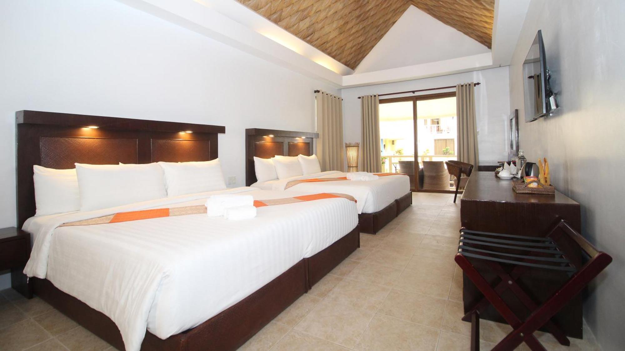 Ambassador In Paradise Balabag  Екстер'єр фото Deluxe Room